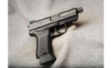 Heckler & Koch 45C .45 ACP - 1 of 2