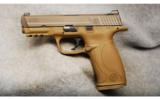 Smith & Wesson M&P9 VTAC FDE 9mm - 2 of 2