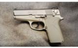 Smith & Wesson 3913 Lady Smith 9mm - 2 of 2