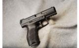 Heckler & Koch VP9 9mm Luger - 1 of 2