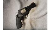 Smith & Wesson Mod 329 PD.44 Mag - 1 of 2