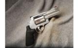 Smith & Wesson Mod 500 .500 S&W Mag - 1 of 2