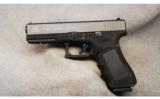 Glock
Mod 17 Gen4 9mm Luger - 2 of 2