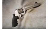 Smith & Wesson Mod 929 9mm Performance Center - 1 of 2
