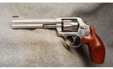 Smith & Wesson Mod 617-4 .22 LR - 2 of 2