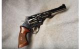 Smith & Wesson .357 Mag - 1 of 2