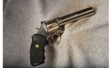 Smith & Wesson Mod 586 .357 Mag - 1 of 2