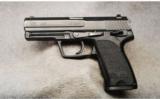Heckler & Koch USP .40 S&W - 2 of 2
