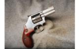 Smith & Wesson Mod 686-6 .357 Mag - 1 of 2