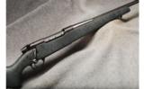 Weatherby Accumark .300 Wby Mag - 1 of 7