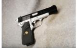 Browning Hi Power 9mm Luger - 1 of 2