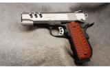 Smith & Wesson Mod 1911 Performance Center .45 ACP - 1 of 2