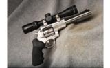 Ruger Super Redhawk .44Mag - 1 of 2