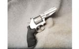 Smith & Wesson Mod 686-6 .357 Mag - 1 of 2