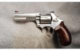 Smith & Wesson Mod 686-6 .357 Mag - 2 of 2