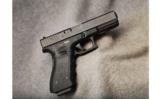 Glock Mod 22 .40 S&W - 1 of 2