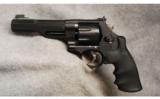 Smith & Wesson Perf. Center .357Mag/.38 Spl +P - 2 of 2