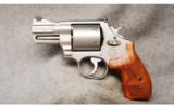 Smith & Wesson Performance Center 629-6 .44 Mag - 2 of 2