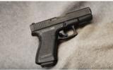 Glock Mod 19 9mm Luger - 1 of 1