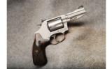 Smith & Wesson Mod 60-15 .357 Mag - 1 of 2