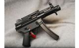 Heckler & Koch SP5 K 9mm Luger - 1 of 2