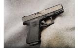 Glock Mod 19 9mm Luger - 1 of 2