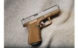Glock Mod 19 9mm Luger - 1 of 2