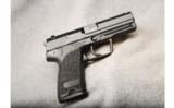 Heckler & Koch USP 9mm Luger - 1 of 2