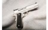 Sig Sauer~ 1911 ~ .40 S&W - 1 of 2