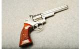 Smith & Wesson ~ 66-2 ~ .357 Mag - 1 of 2