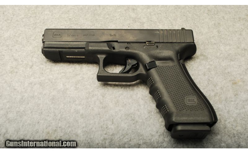 Glock ~ Mod 17 Gen 4 ~ 9mm Luger