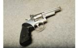 Smith & Wesson ~ 66-2 ~ .357 Mag - 1 of 2