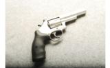 Smith & Wesson ~ 66-8 ~ .357 Mag - 1 of 2