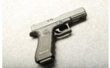 Glock ~ Mod 22 Gen 4 ~ .40 S&W - 1 of 2