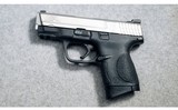 Smith & Wesson ~ M&P40c ~ .40 S&W - 2 of 2