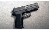 Sig Sauer ~ SP2022 ~ .40 S&W - 1 of 2