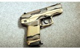 Heckler & Koch ~ USP Compact ~ .40 S&W - 1 of 2
