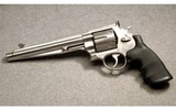 Smith & Wesson ~ 629-6 ~ .44 Magnum - 2 of 3
