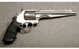 Smith & Wesson ~ 629-6 ~ .44 Magnum - 1 of 3