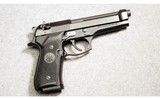 Beretta ~ 92FS ~ 9MM Luger - 1 of 2