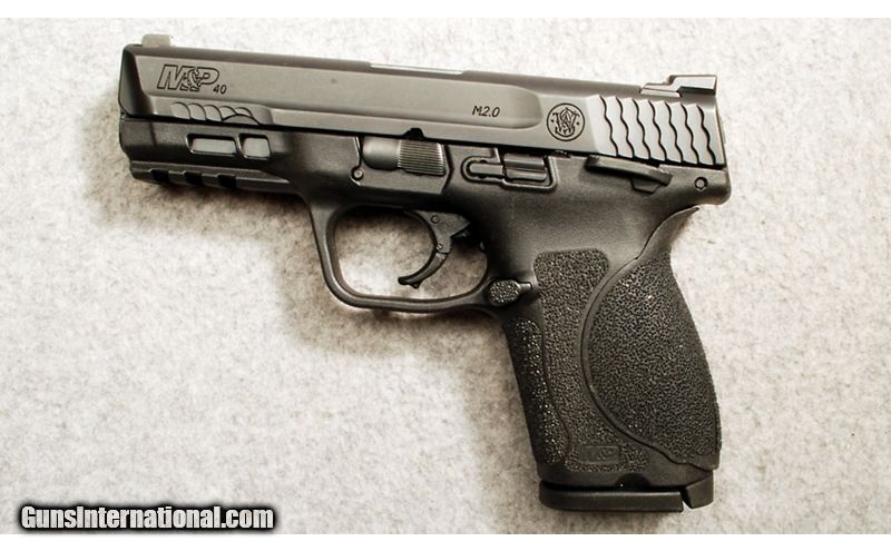 Smith & Wesson ~ M&P40 M2.0 Compact ~ .40 S&W