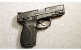 Smith & Wesson ~ M&P40 M2.0 Compact ~ .40 S&W - 1 of 2