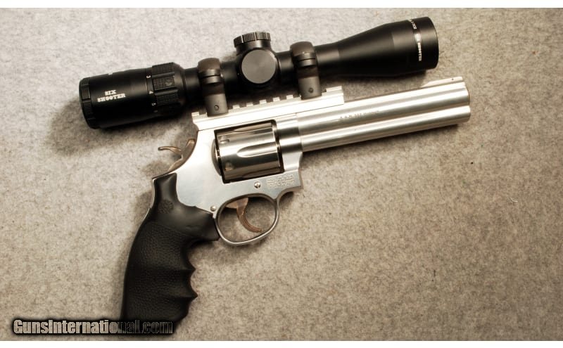 Smith & Wesson ~ 686-5 ~ .357 Magnum