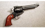 Ruger ~ New Model Super Blackhawk ~ .44 Magnum - 1 of 2