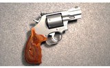 Smith & Wesson ~ 686-6 ~ .357 Magnum - 1 of 2