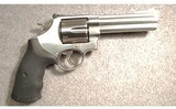 Smith & Wesson ~ 629-6 ~ .44 Magnum - 1 of 2