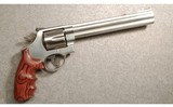 Smith & Wesson
629 6
.44 Magnum