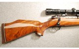 Weatherby ~ Mark V ~ .300 Weatherby Magnum - 2 of 7