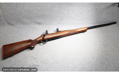 Ruger
M77
7MM Remington Magnum