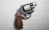 Smith & Wesson ~ 327 ~ .357 Magnum - 1 of 2